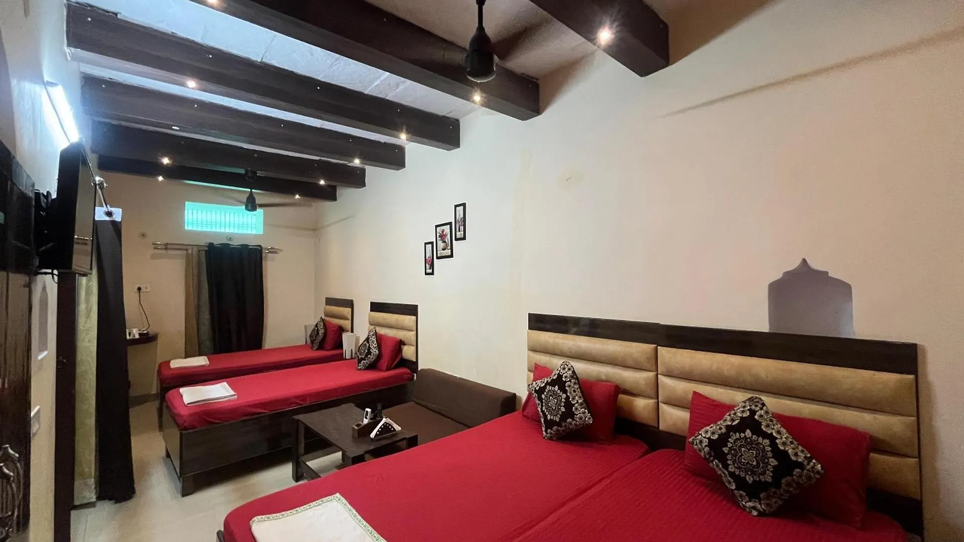 Foreigners Inn Varanasi India