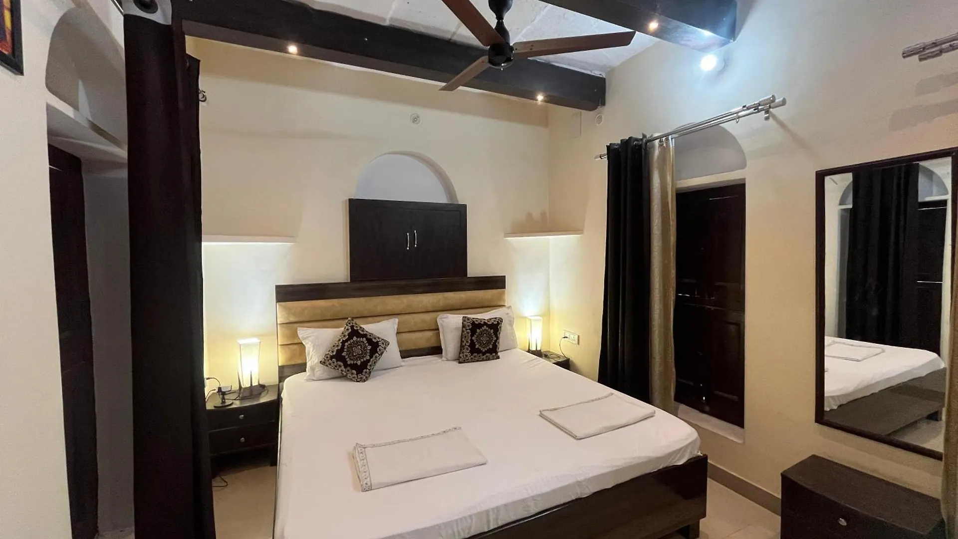 Foreigners Inn Varanasi