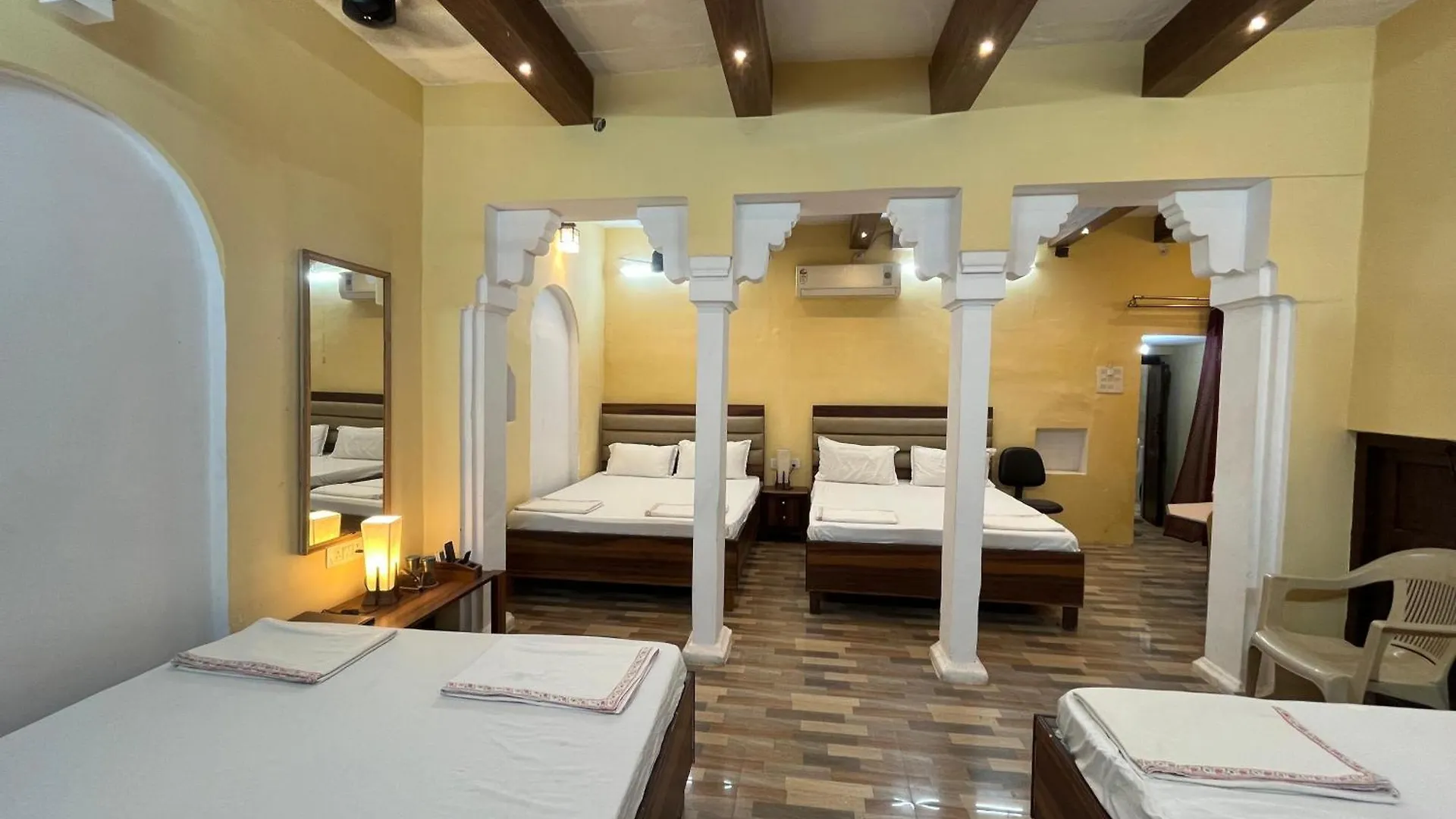 Foreigners Inn Varanasi 0*,  India