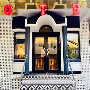 Hotel Itsy Banana Boutique, Varanasi