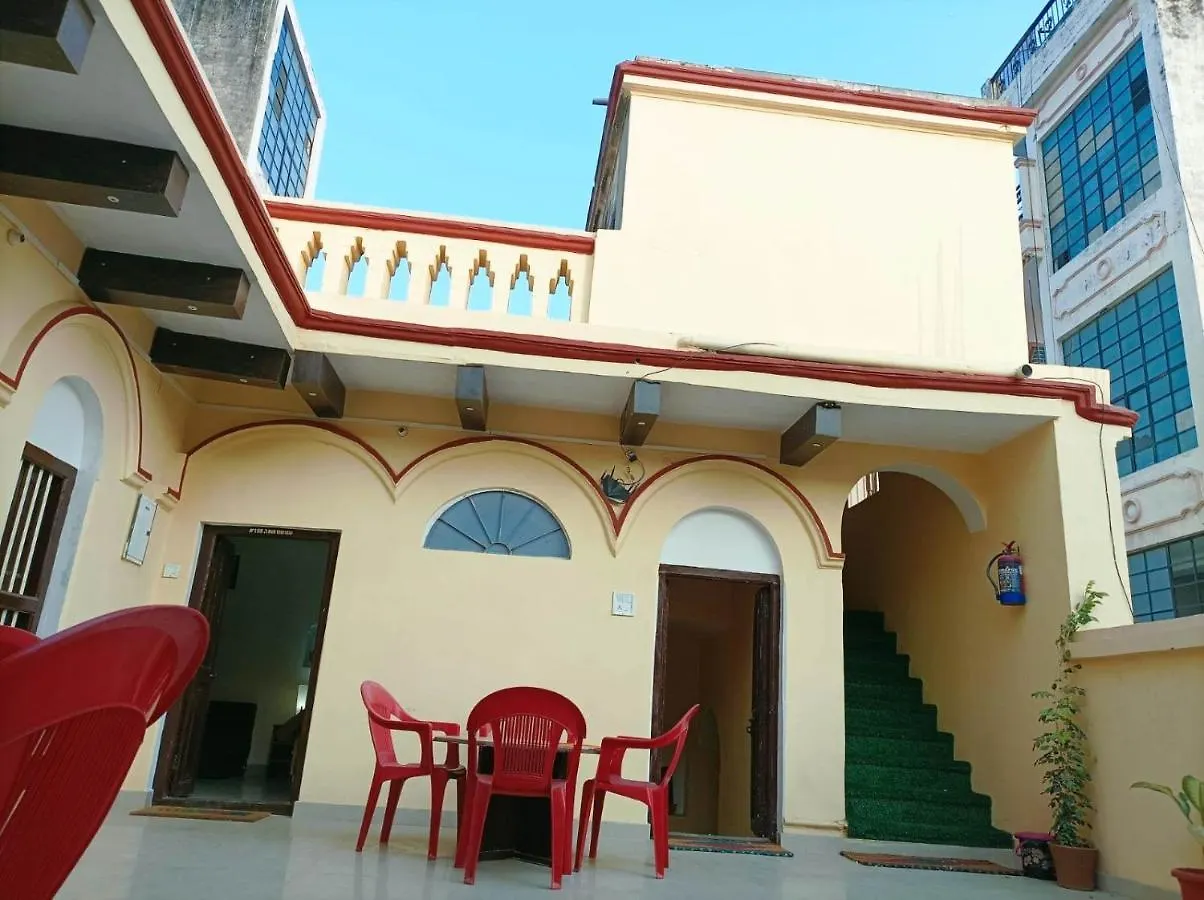 Foreigners Inn Varanasi