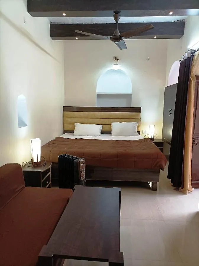 Foreigners Inn Varanasi