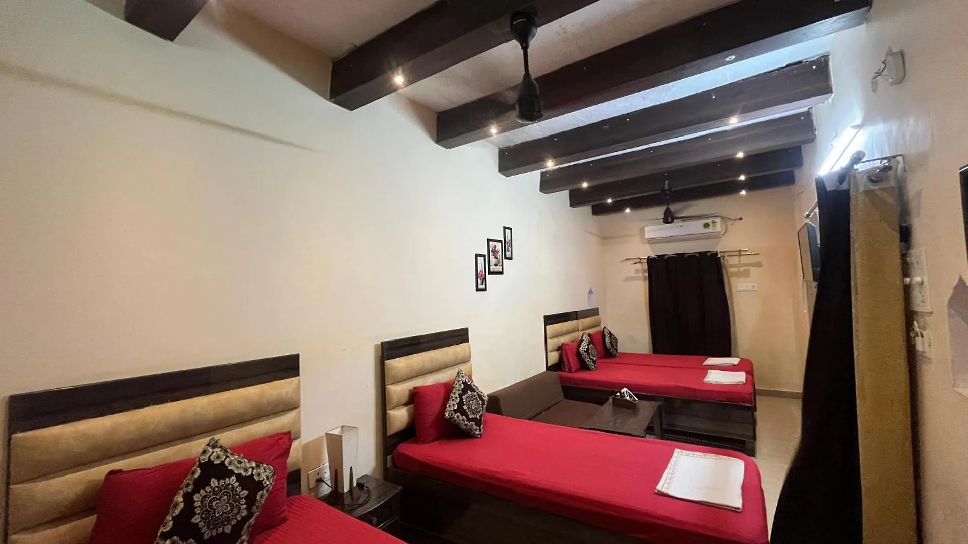 Bed & Breakfast Foreigners Inn Varanasi India