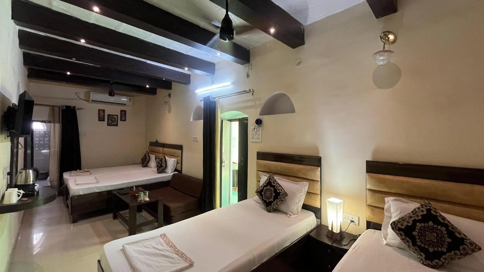 Bed & Breakfast Foreigners Inn Varanasi India